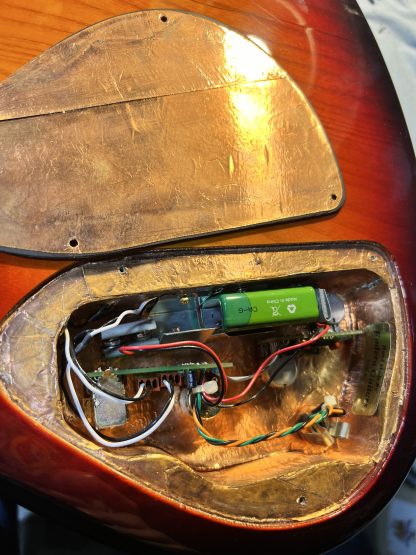 2000 Fodera NYC 5 string USA - Image 8