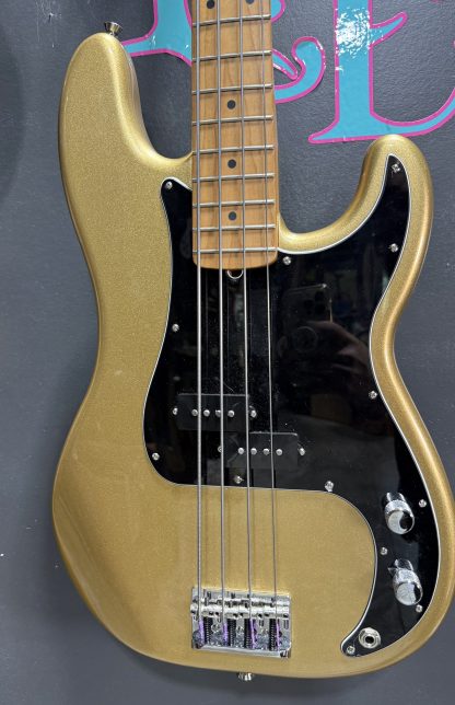 Fender MODSHOP Pbass in Gold - Image 2