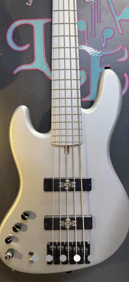 Wilkins LowEnd 5 string Left Handed - Image 4